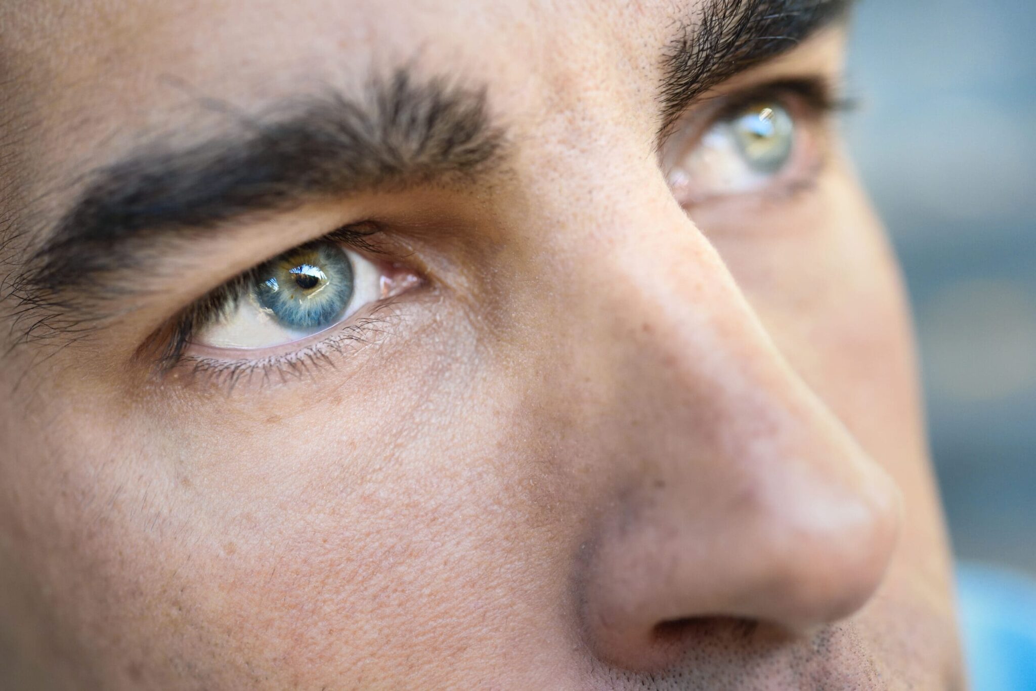 heavy eyelid